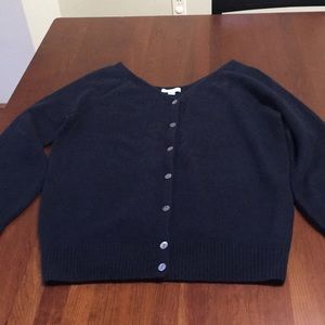 100% Cashmere V neck sweater